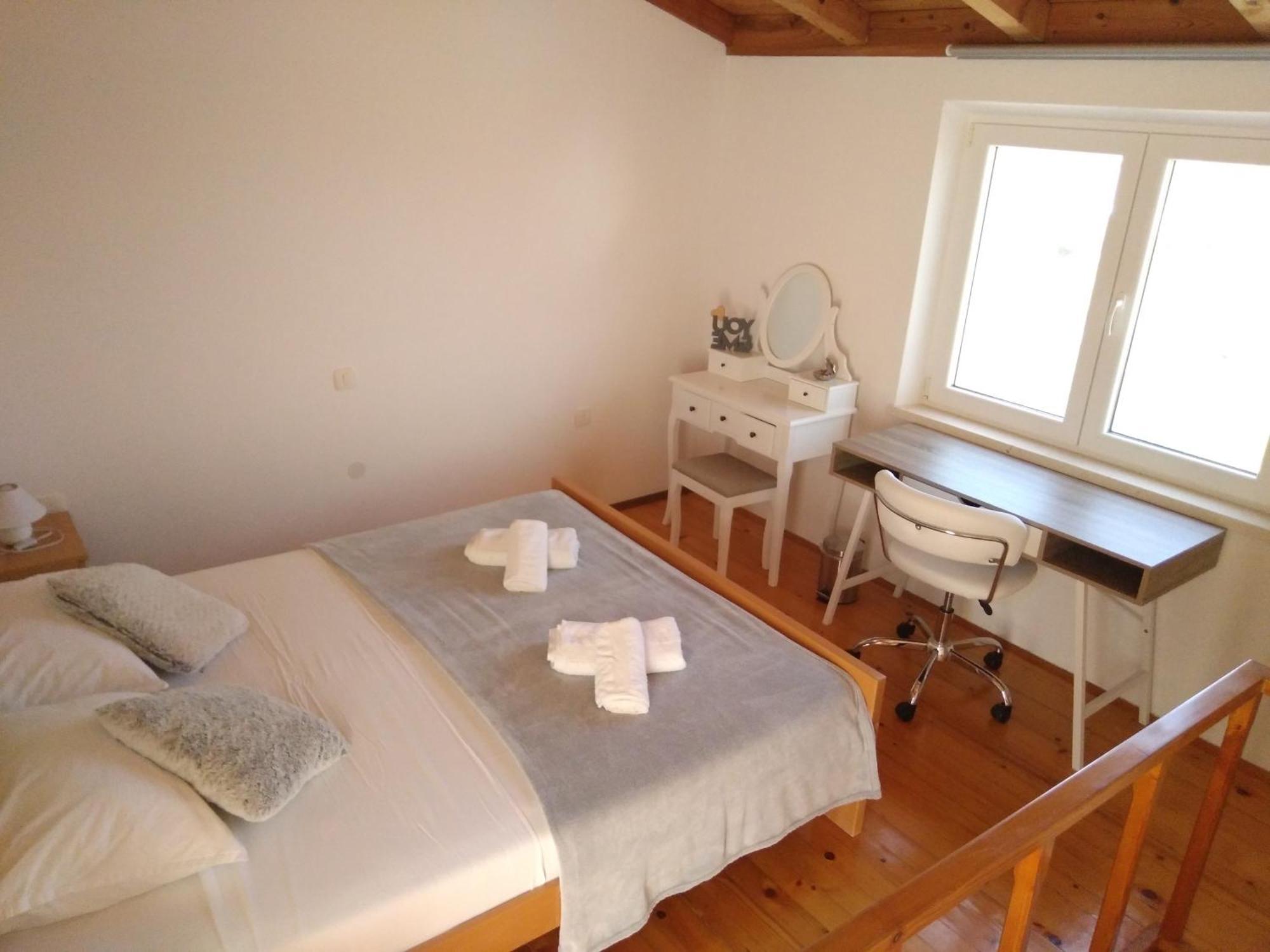 The White House Lumbarda Apartman Kültér fotó